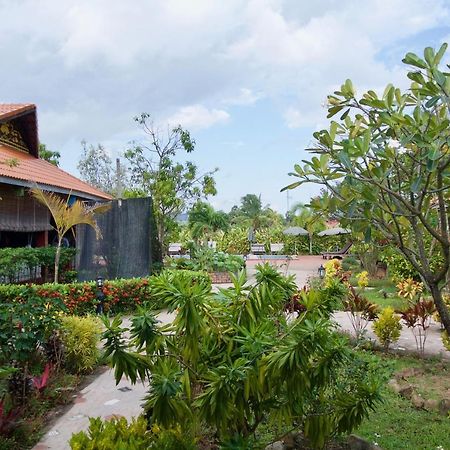 Phoumrumduol Bungalow Kampot Buitenkant foto