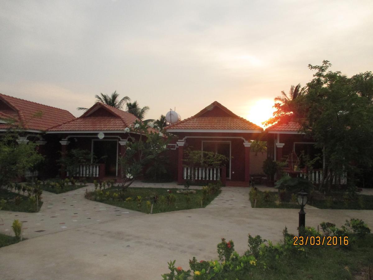 Phoumrumduol Bungalow Kampot Buitenkant foto